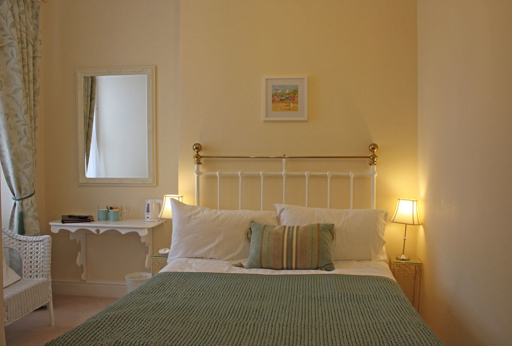 Hotel Harringtons At 14 Llandudno Exterior foto